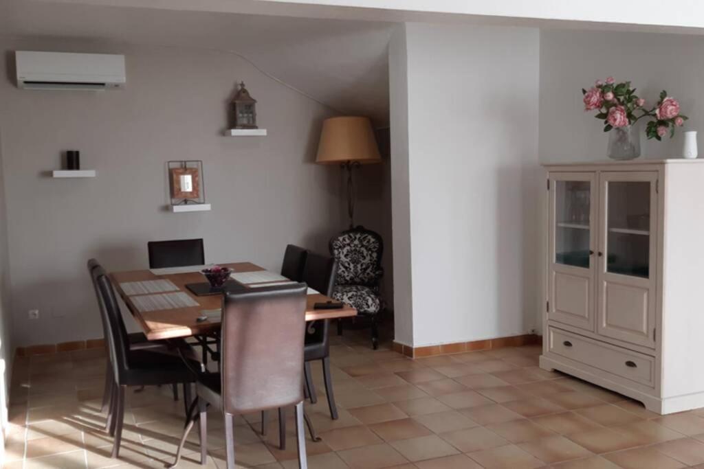 Appartement Spacieux Et Chaleureux A Grasse Dış mekan fotoğraf