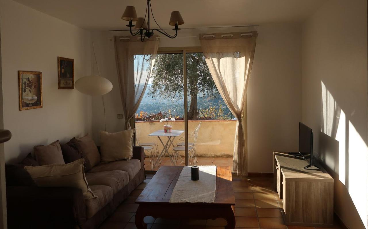 Appartement Spacieux Et Chaleureux A Grasse Dış mekan fotoğraf